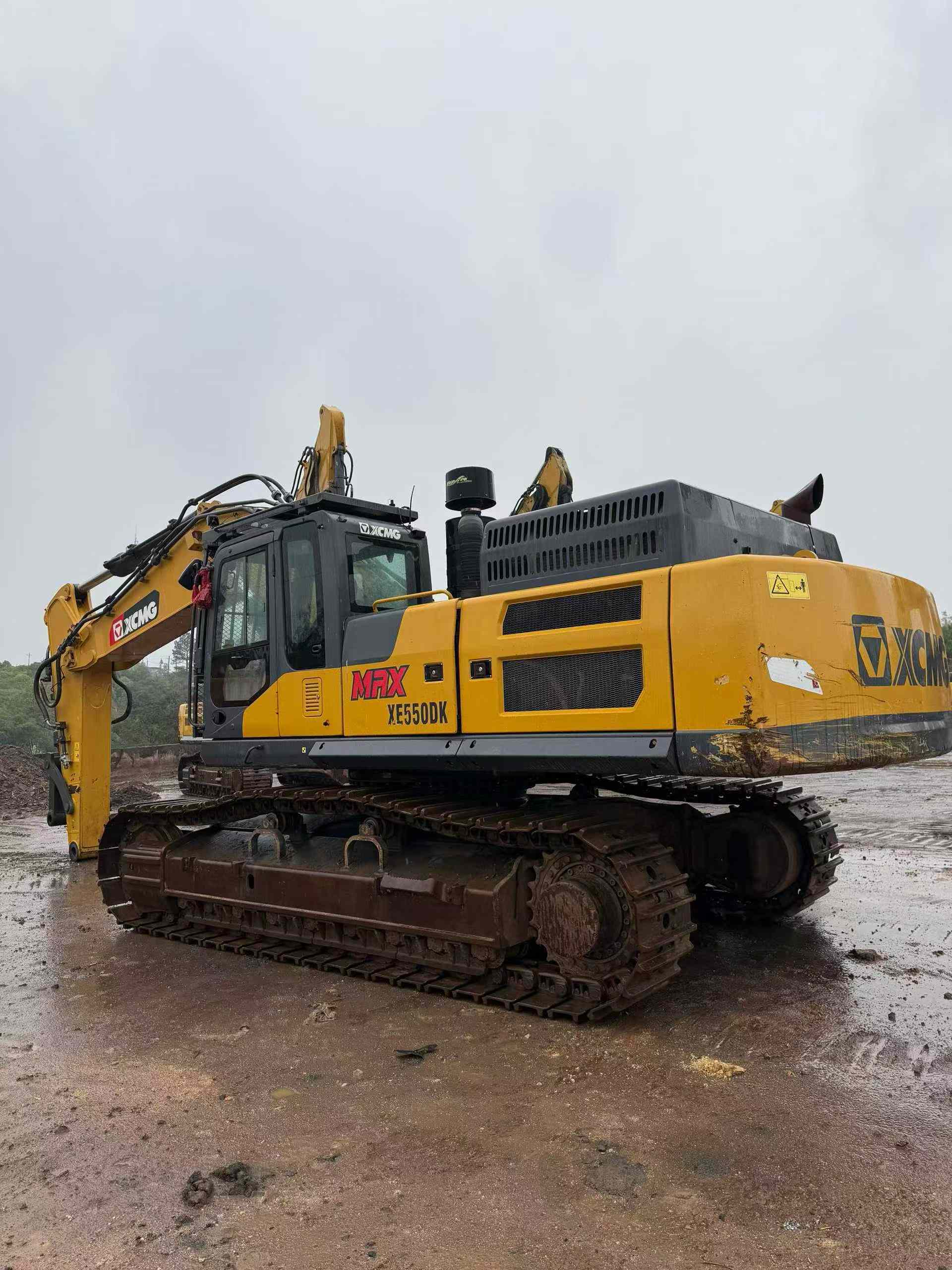Used XCMG XE550DK Excavator 2021 Model