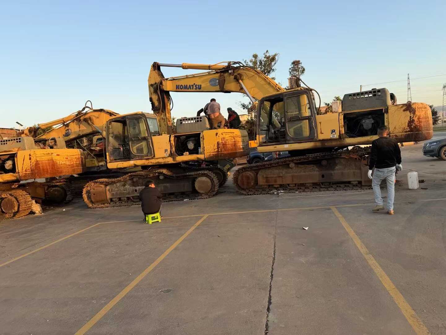 Used Komatsu PC400-8 Excavator 2016 Model