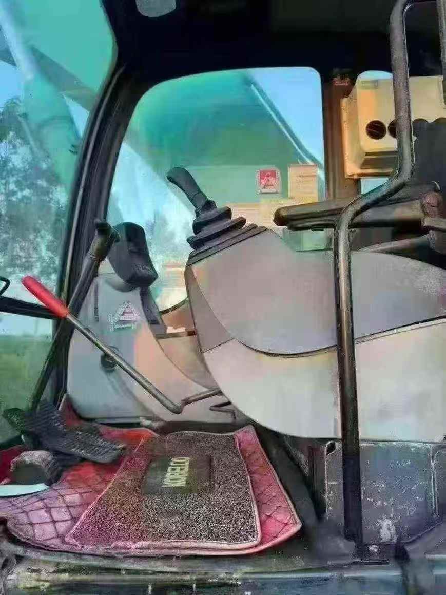 Used Kobelco SK200 Excavator 2011 Model / 6