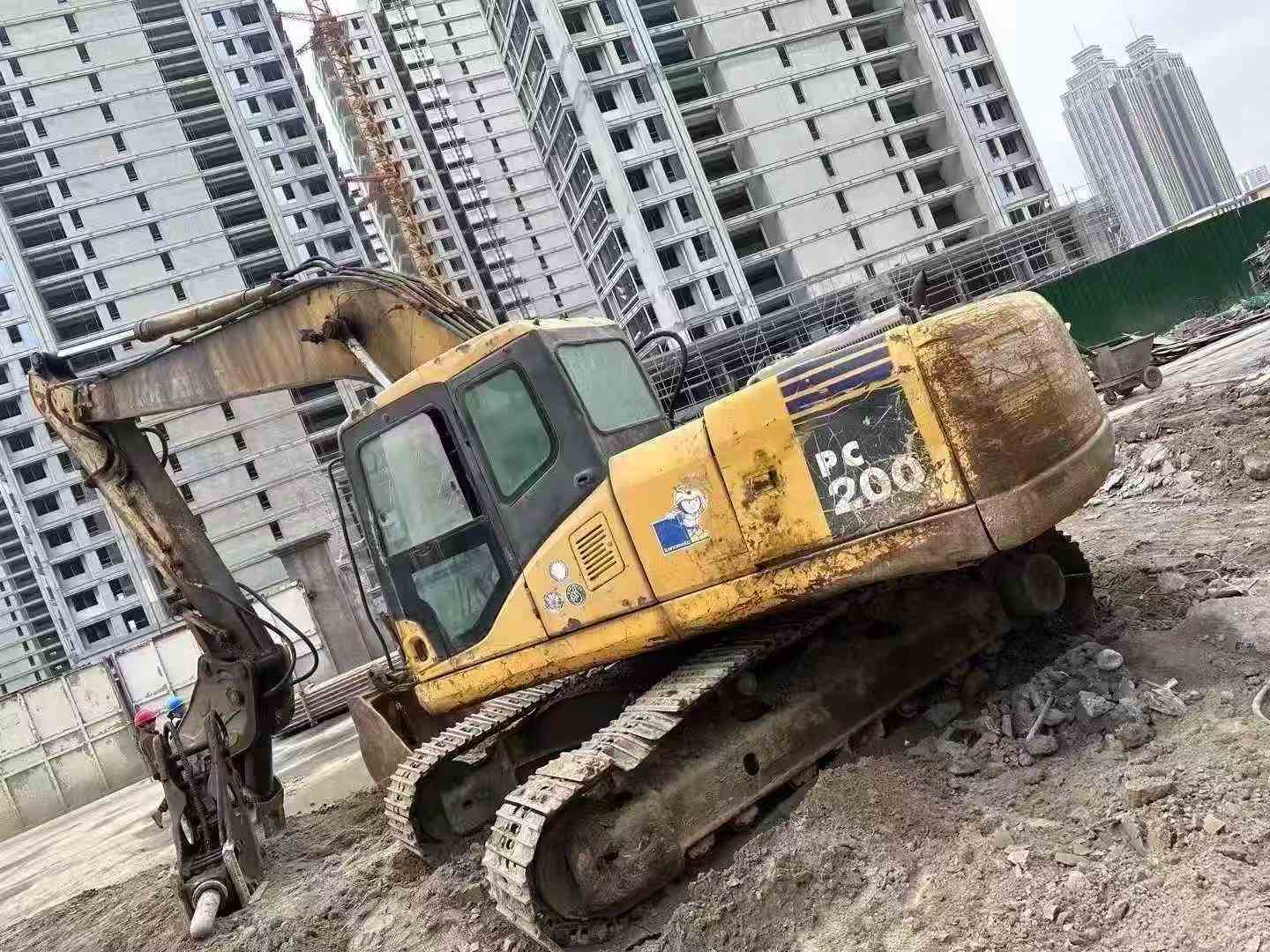 Used Komatsu PC200 Excavator 2016 Model