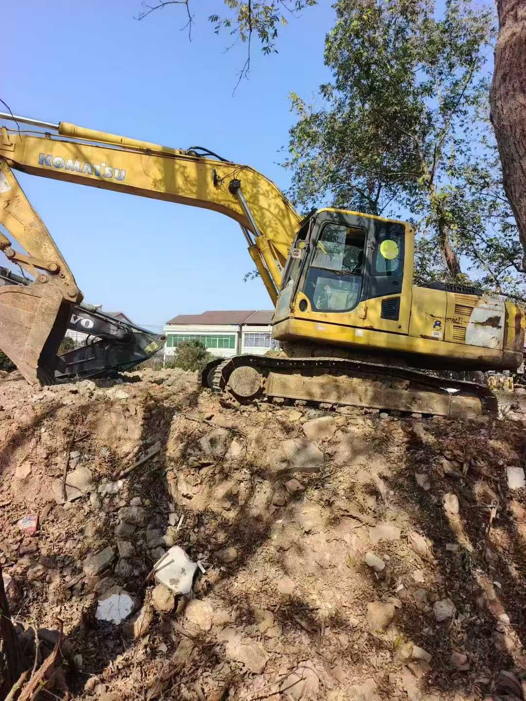 Used Komatsu PC220-8 Excavator 2016 Model