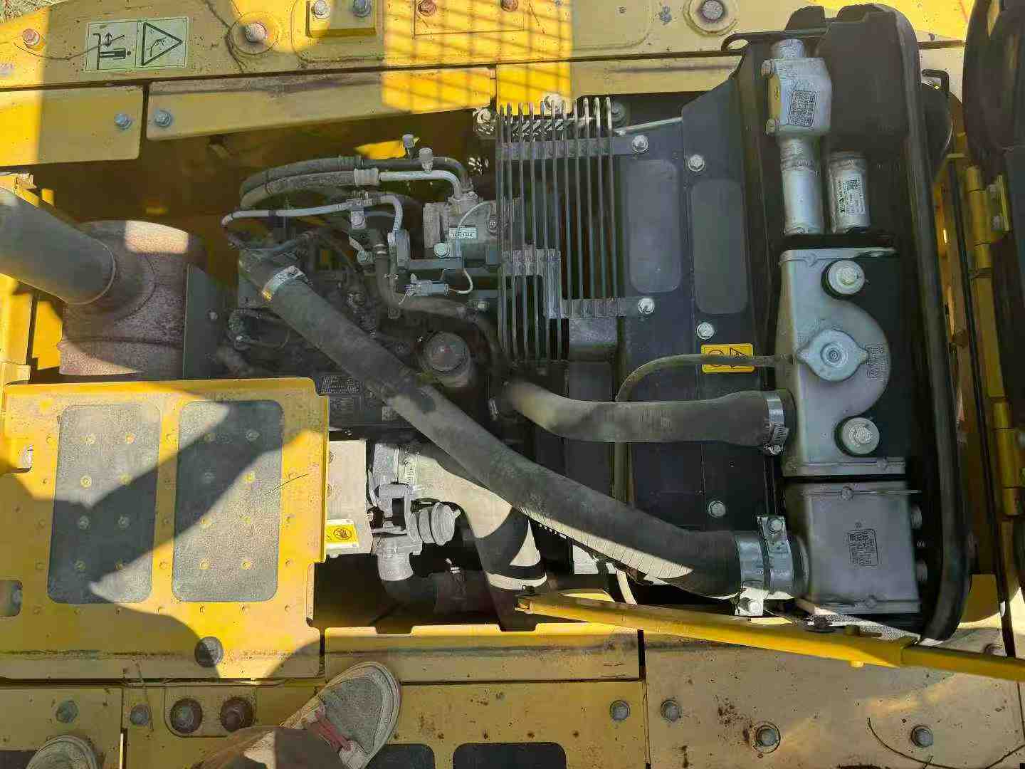 Used Komatsu PC130-8 Excavator 2018 Model / 3