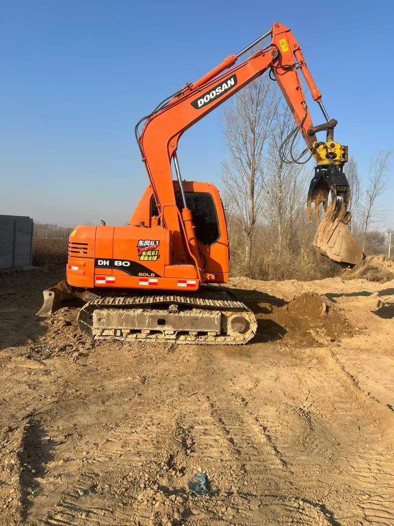 Used Doosan DX80 Excavator 2016 Model / 3