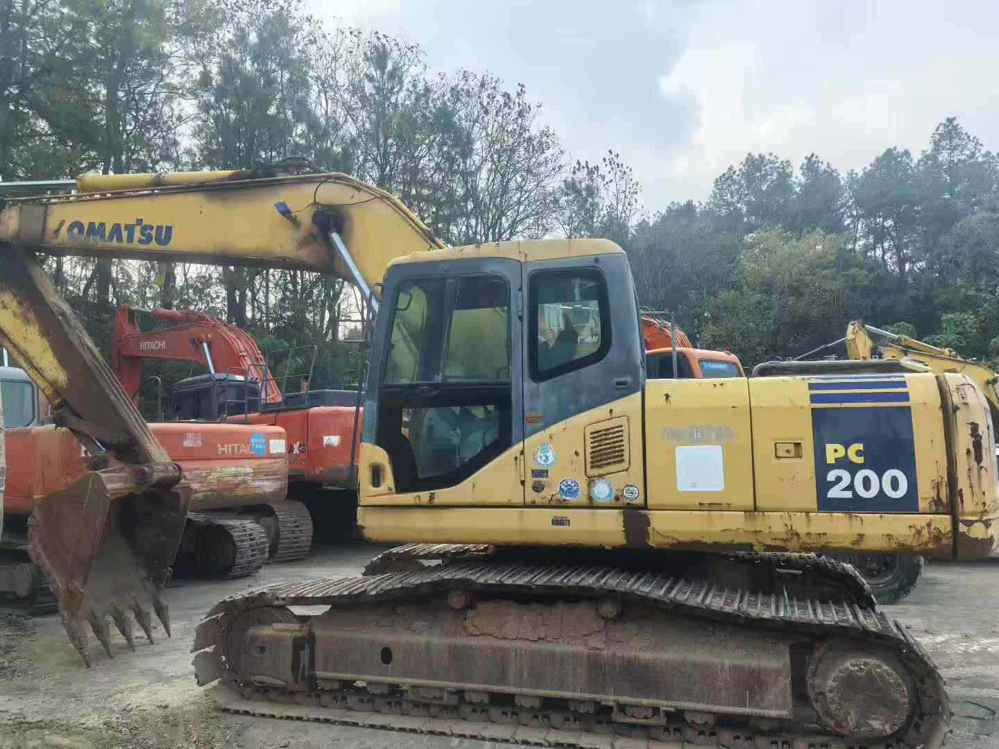 Used Komatsu PW200-7 Excavator 2016 Model