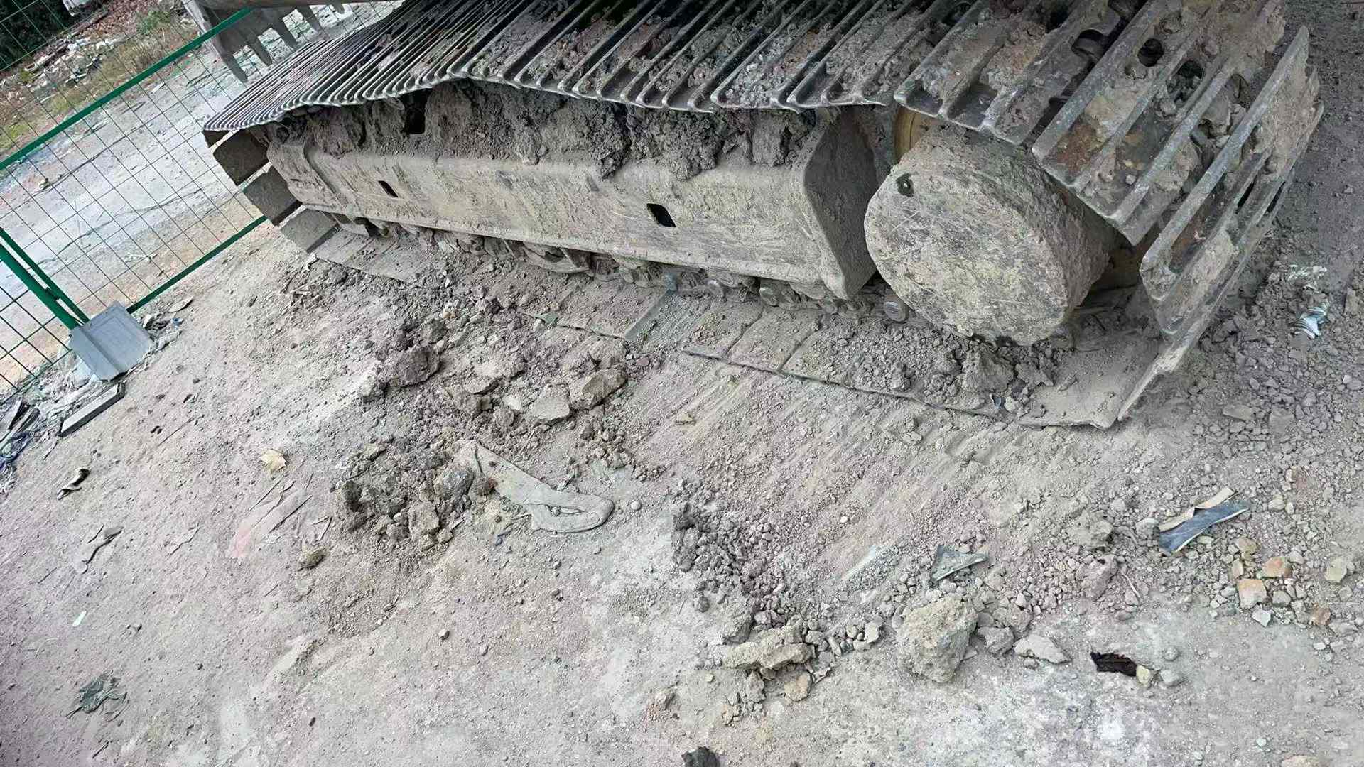 Used Kobelco SK200 Excavator 2016 Model / 9