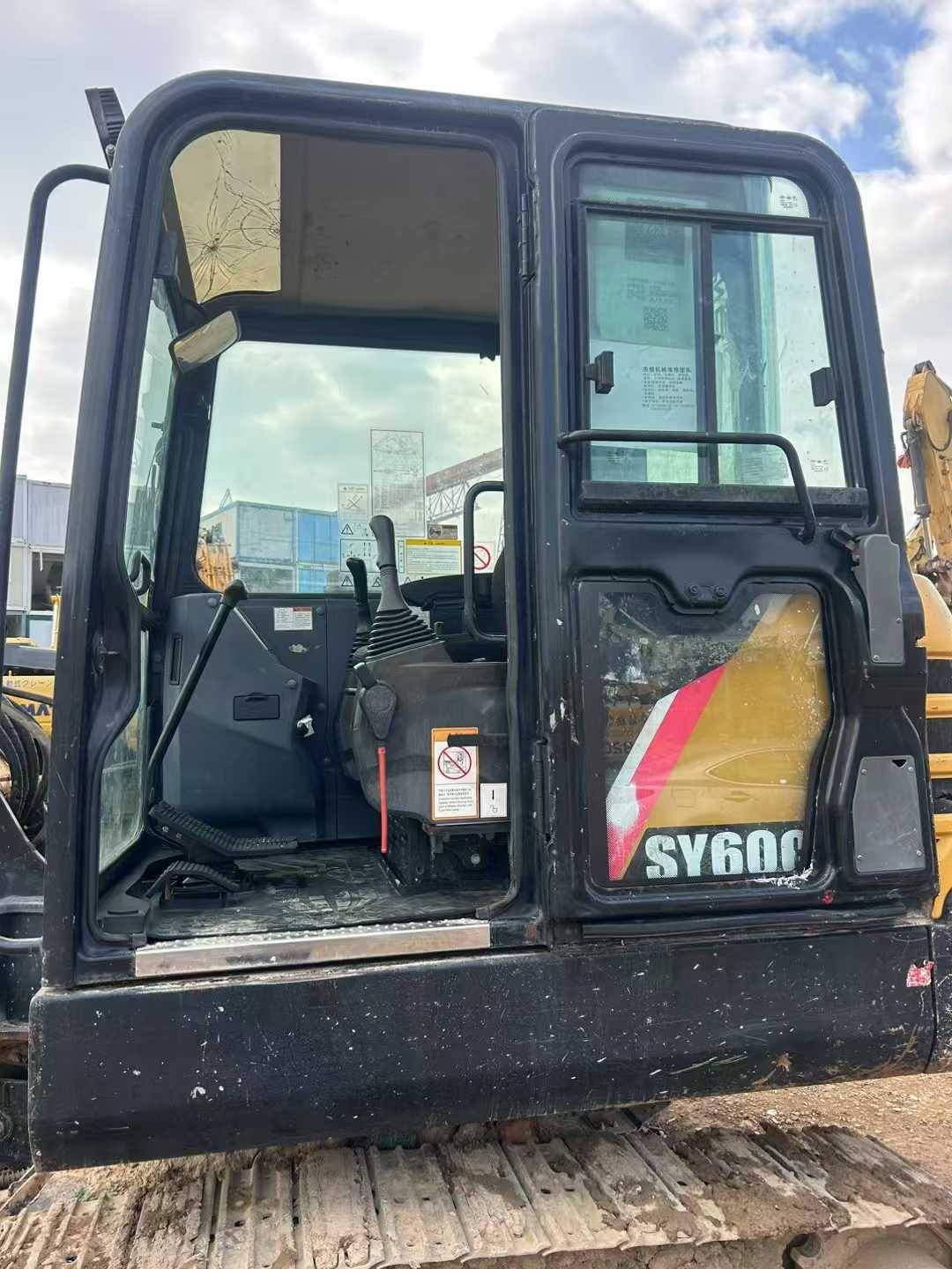 Used Sany SY60 Excavator 2019 Model / 3