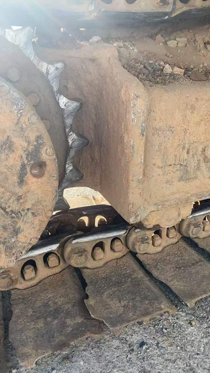 Used Kobelco SK200 Excavator 2016 Model / 7