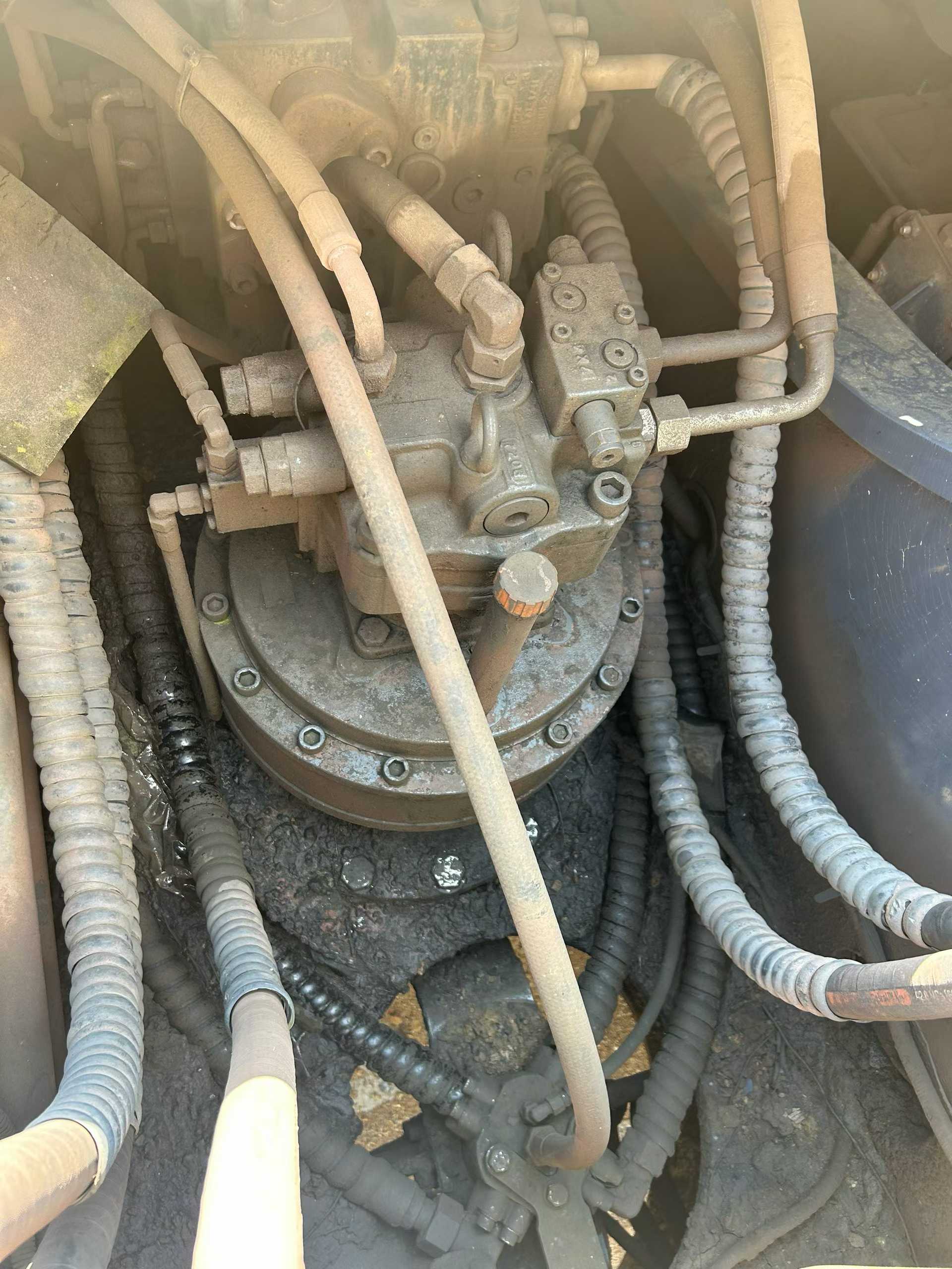 Used XCMG XE370 Excavator 2018 Model / 5