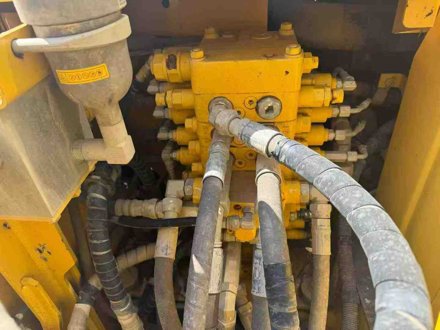 Used Komatsu PC130-8 Excavator 2018 Model / 6