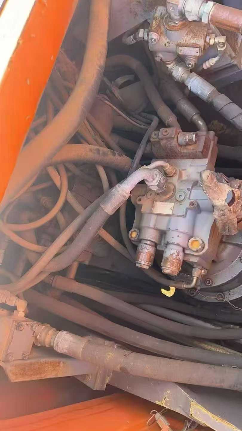 Used Hitachi EX210 Excavator 2010 Model