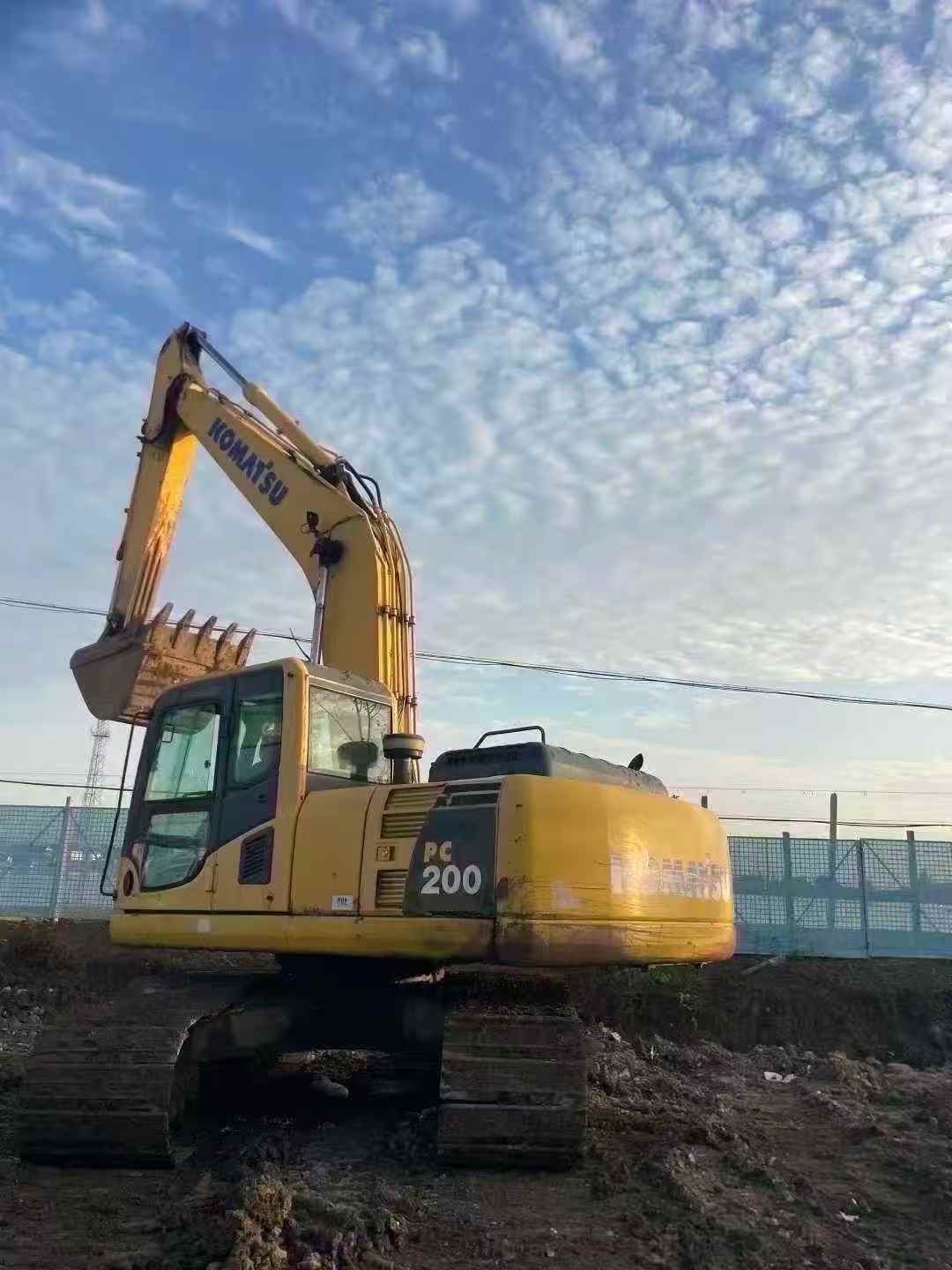 Used Komatsu PC200 Excavator 2014 Model / 2