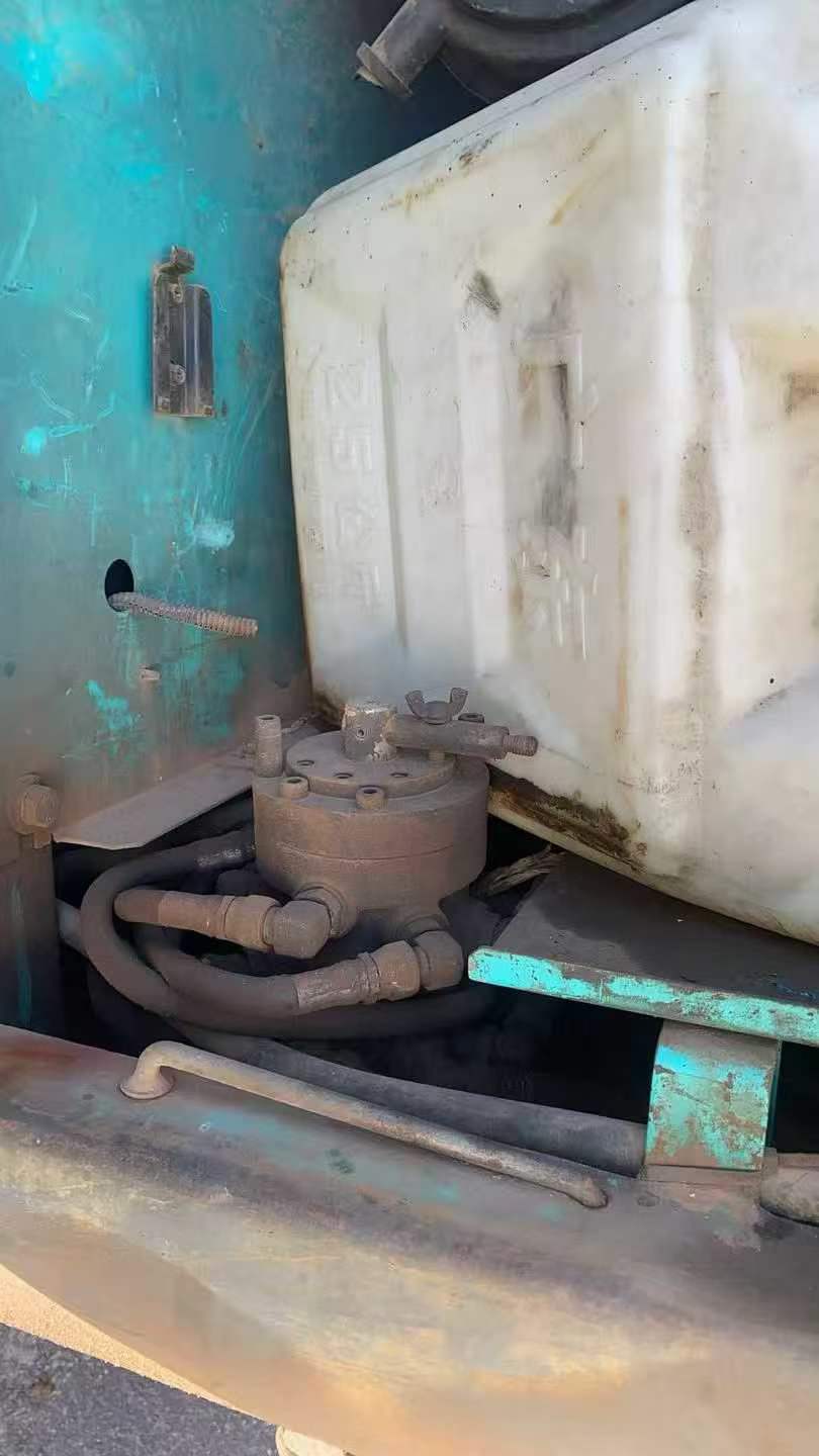 Used Kobelco SK200 Excavator 2016 Model / 6