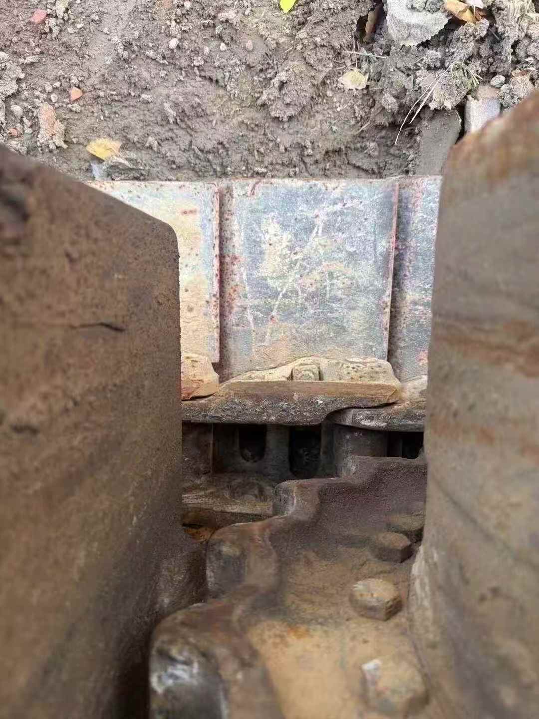 Used Hyundai R215-7 Excavator 2010 Model / 6