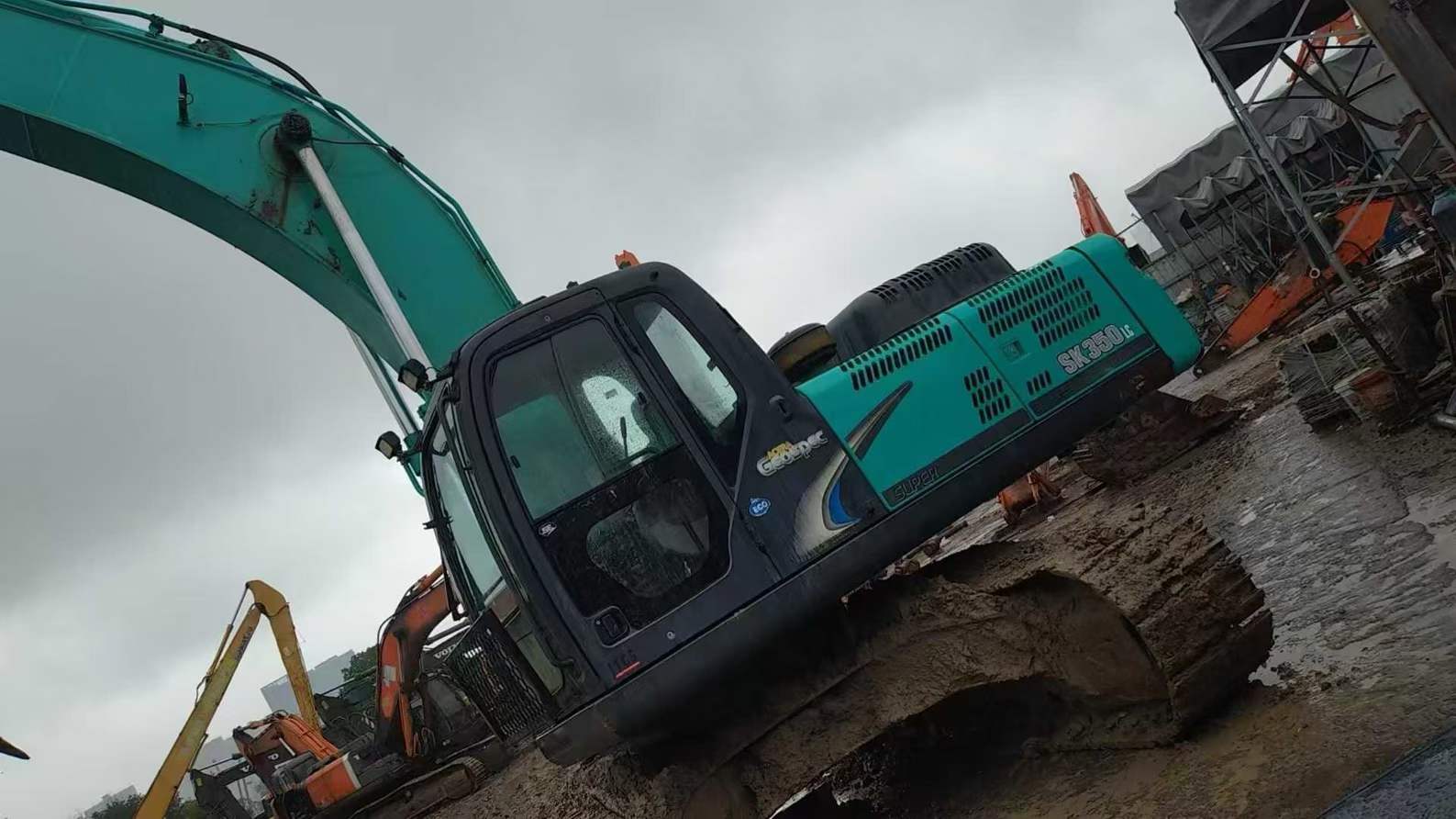 Used Kobelco SK330 Excavator 2016 Model / 8