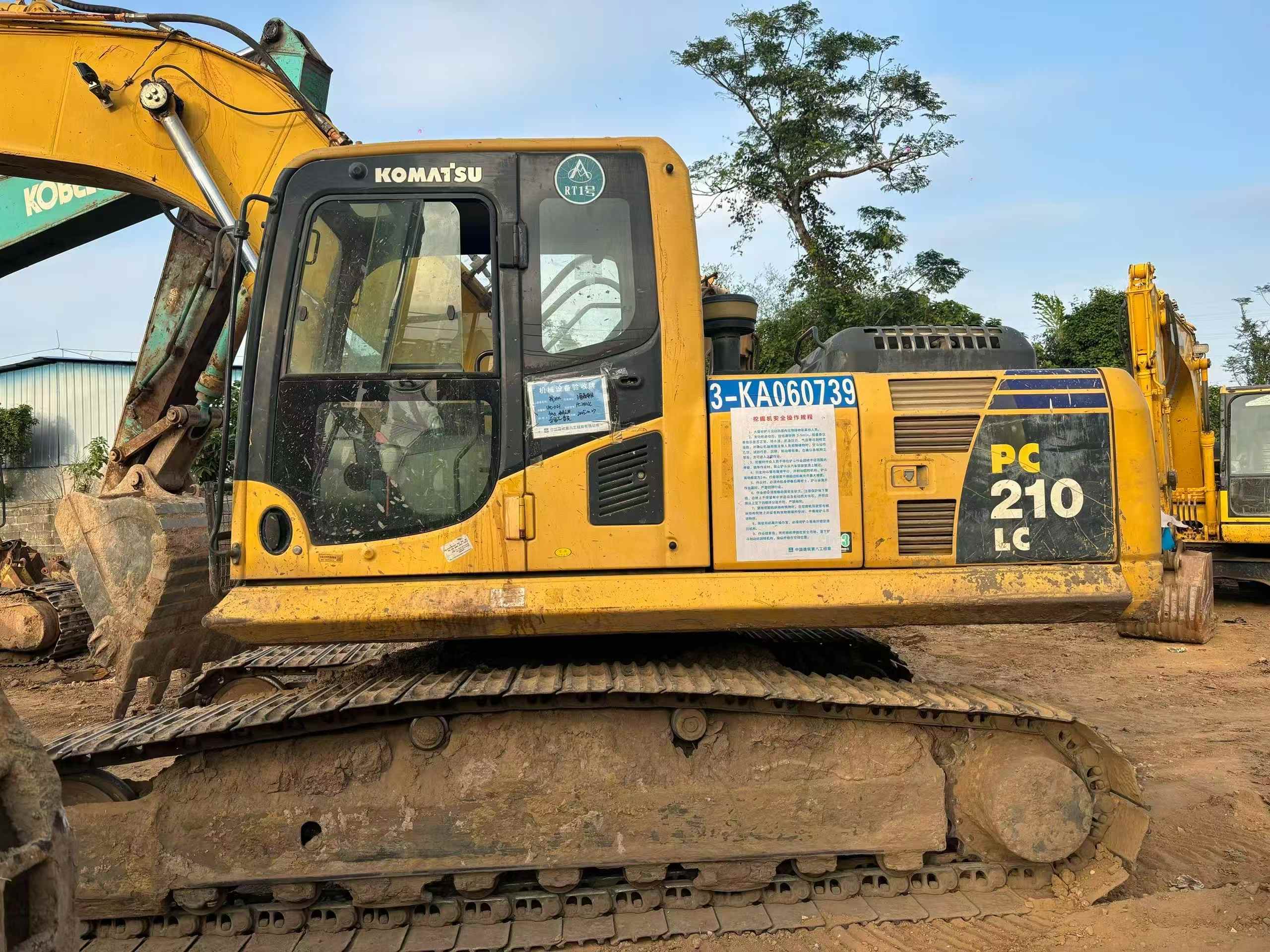 Used Komatsu PC210 Excavator 2016 Model