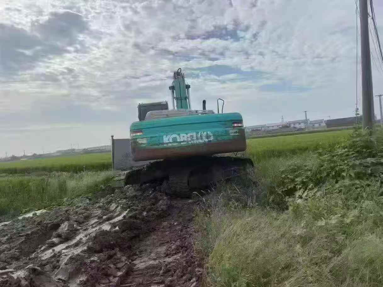 Used Kobelco SK250 Excavator 2016 Model / 6