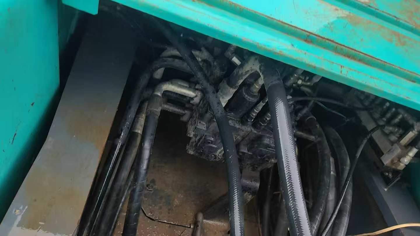 Used Kobelco SK330 Excavator 2016 Model / 3