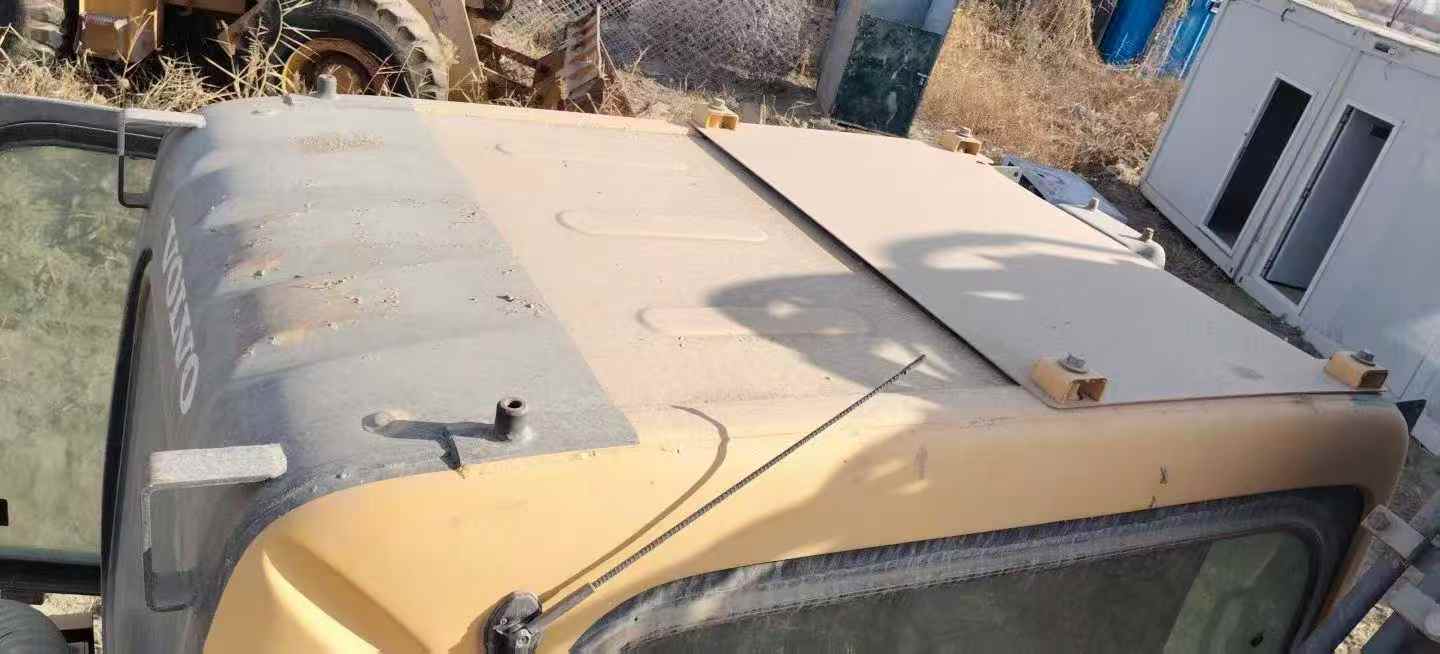 Used Volvo EC140 Excavator 2011 Model / 6