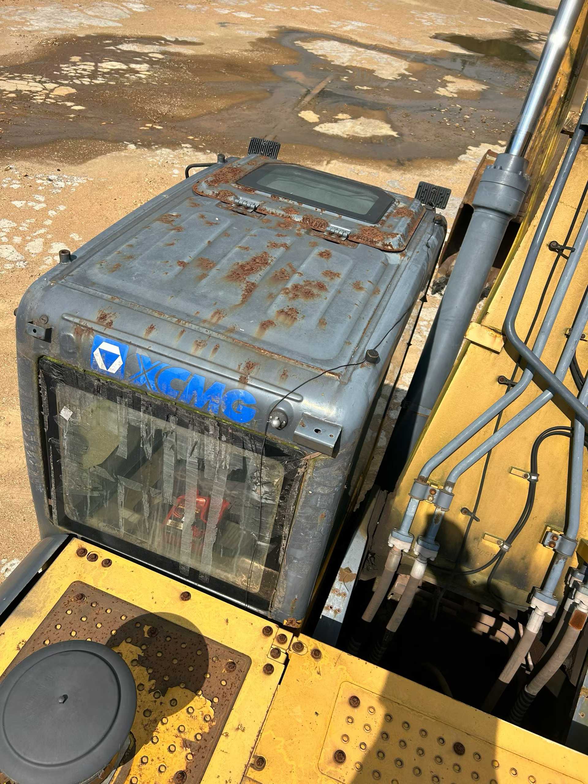 Used XCMG XE370 Excavator 2018 Model / 6