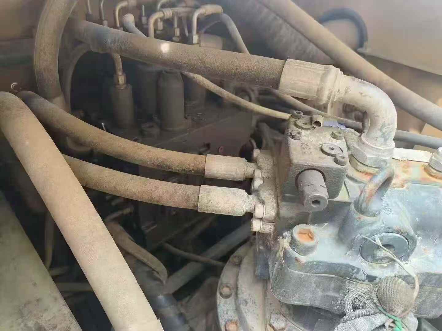 Used XCMG XE215 Excavator 2018 Model / 8