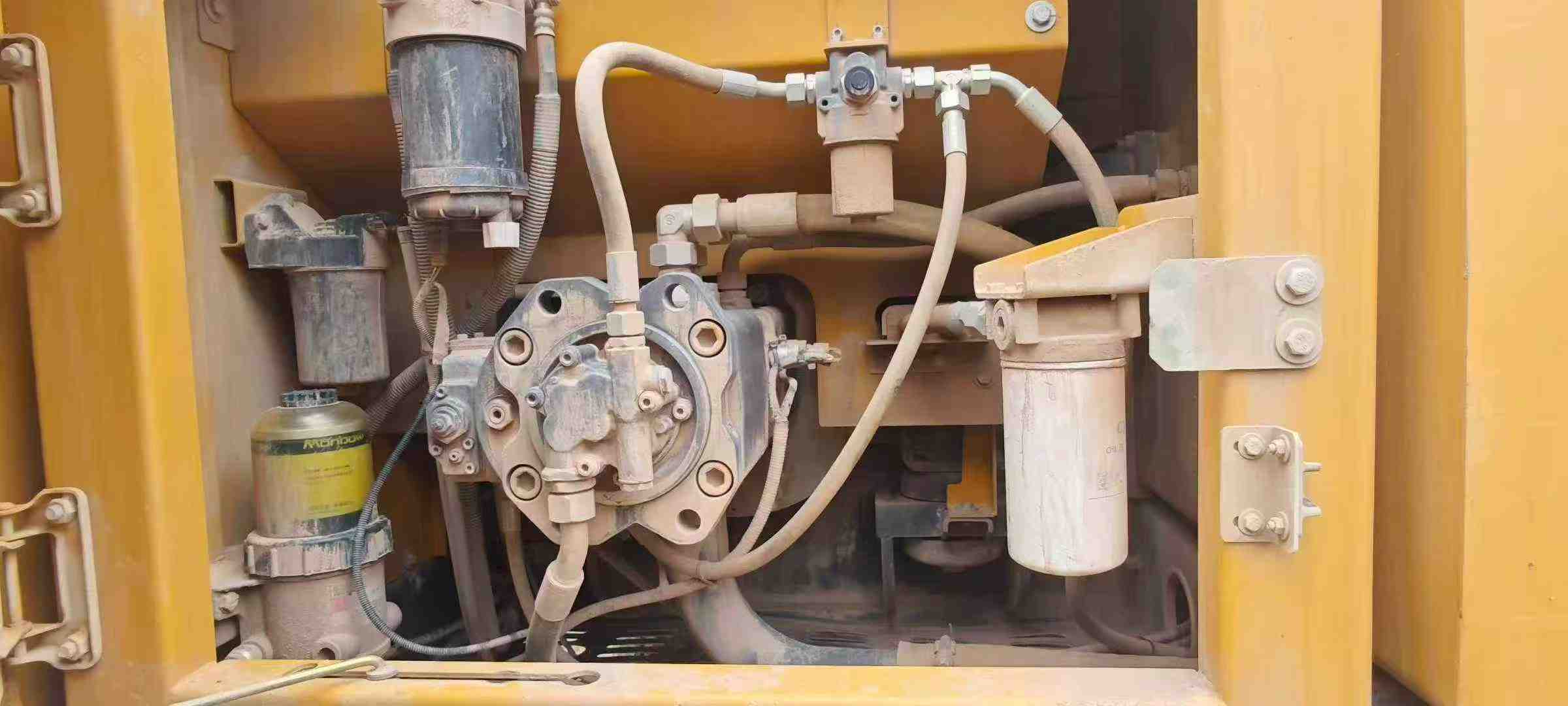 Used XCMG LW200 Excavator 2023 Model / 4