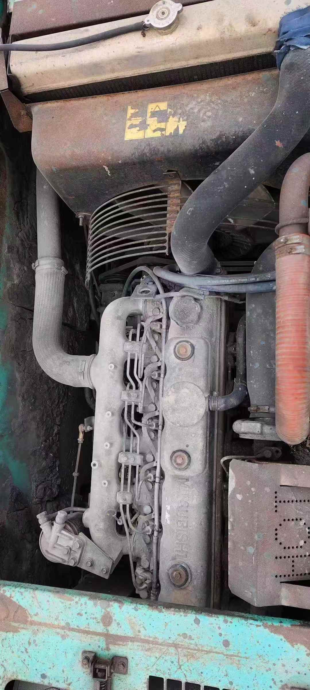 Used Kobelco SK200-6 Excavator 2016 Model / 6