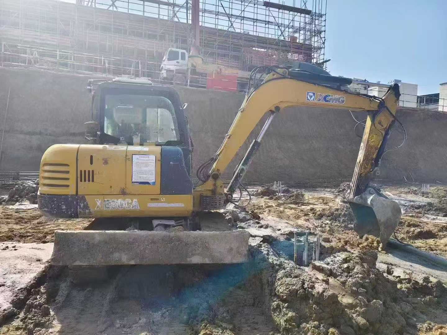 Used XCMG XE60 Excavator 2015 Model