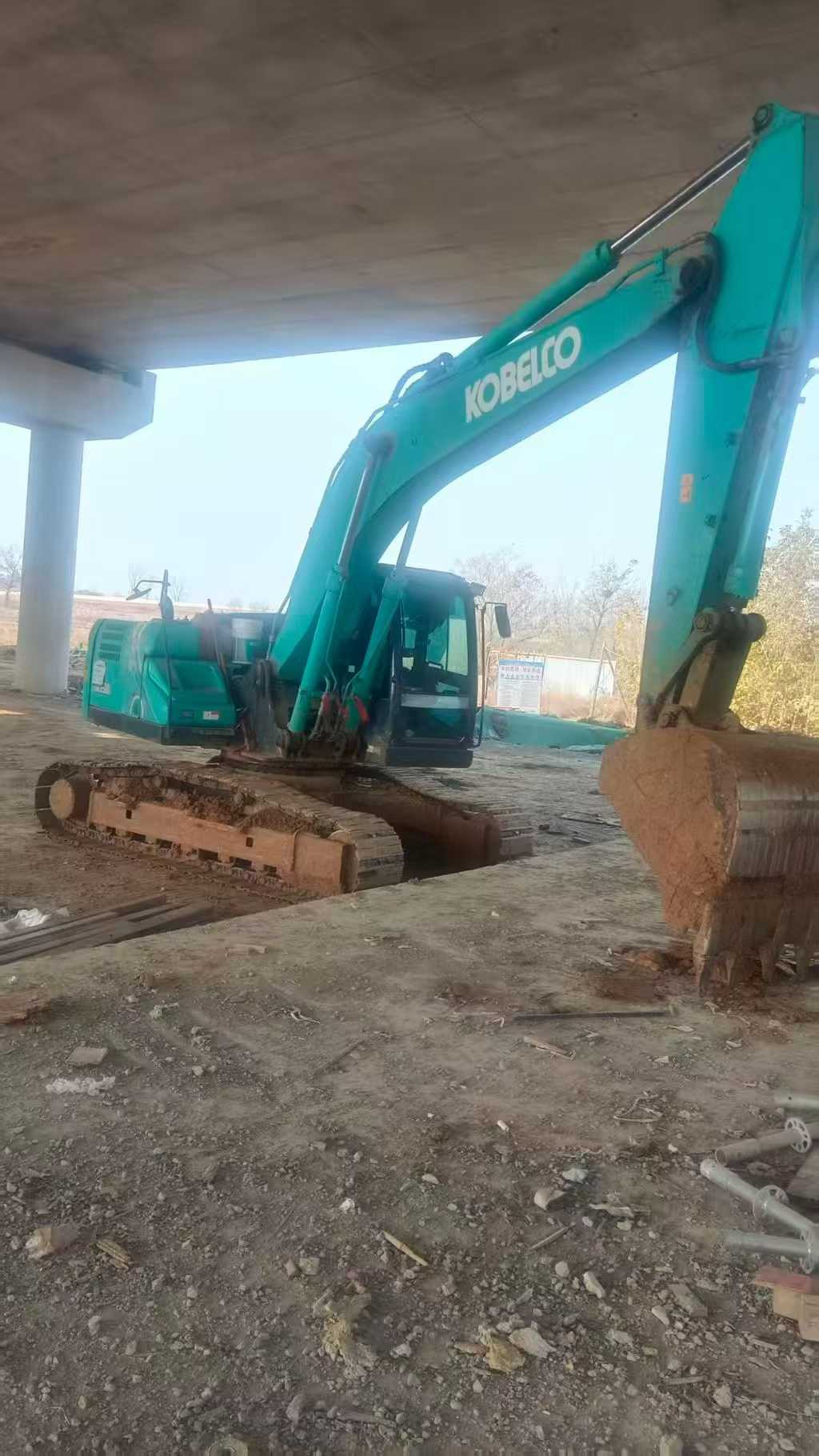 Used Kobelco SK200 Excavator 2018 Model / 4