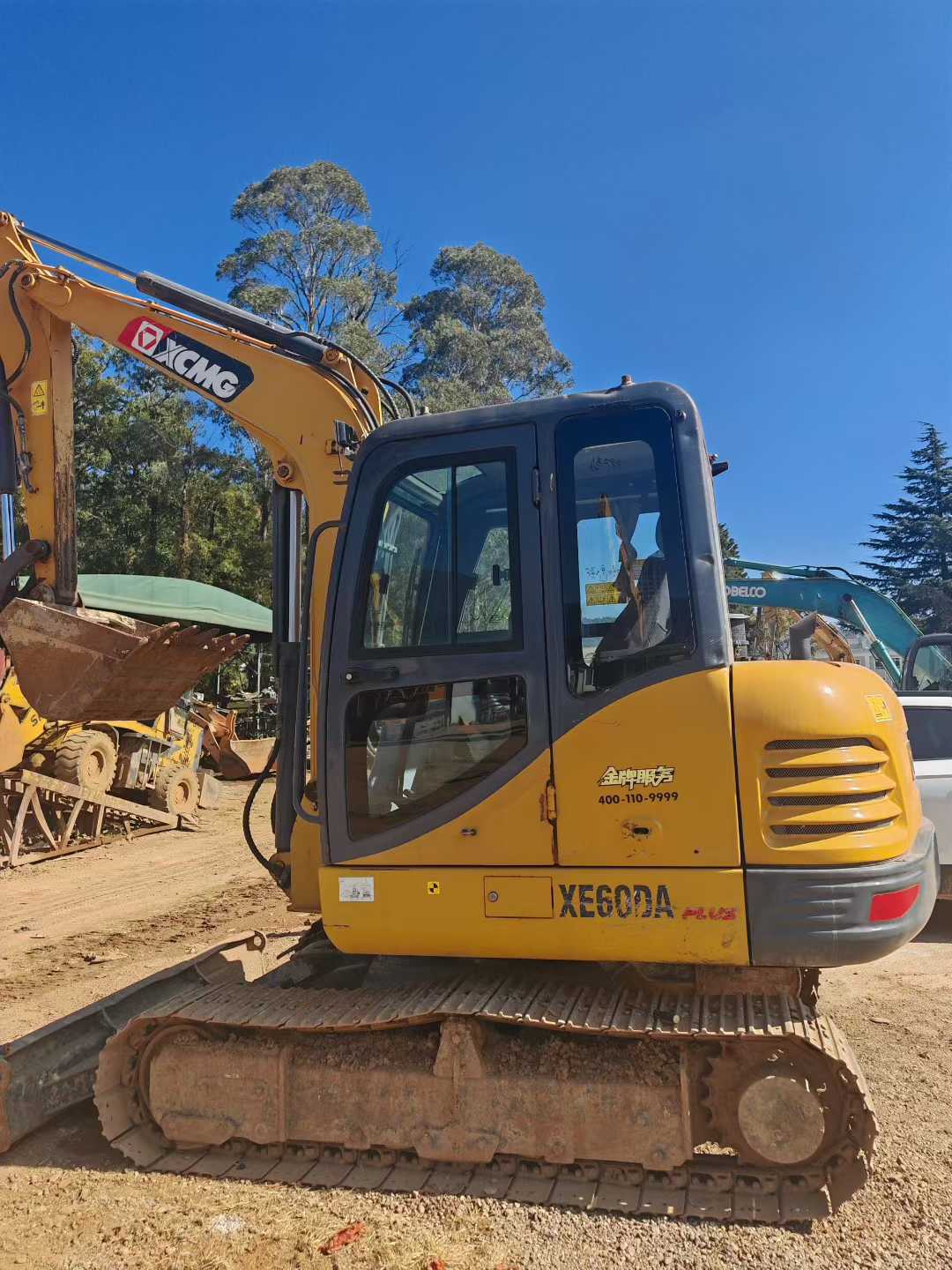 Used XCMG XE60 Excavator 2022 Model / 4