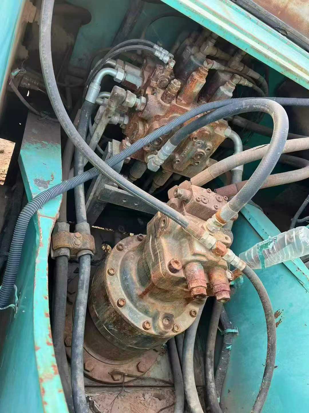 Used Kobelco SK200-6E Excavator 2016 Model / 5