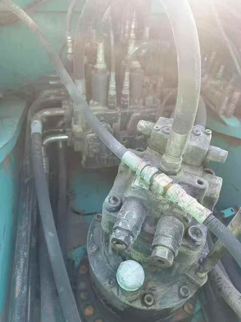 Used Kobelco SK200-8 Excavator 2016 Model / 7