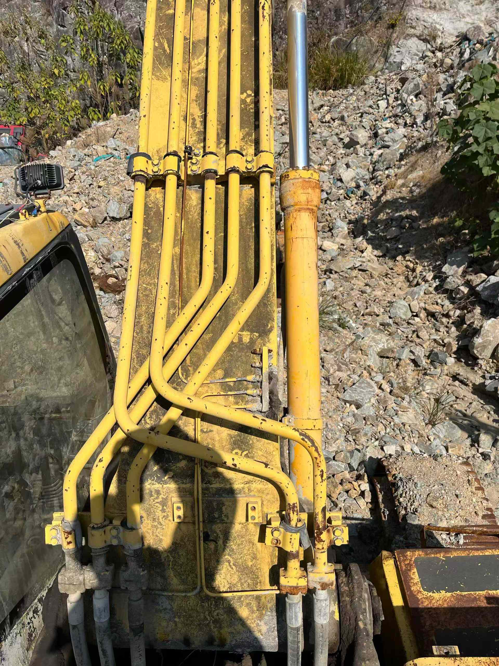 Used Komatsu PC60-7 Excavator 2012 Model / 8