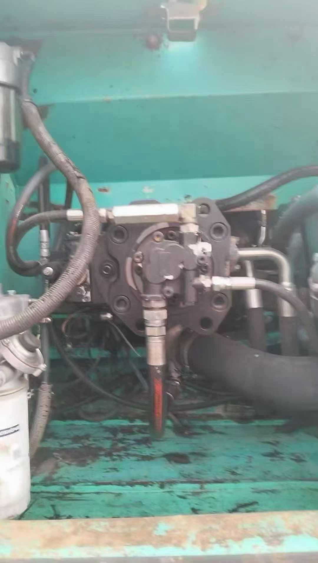 Used Kobelco SK210 Excavator 2011 Model / 5