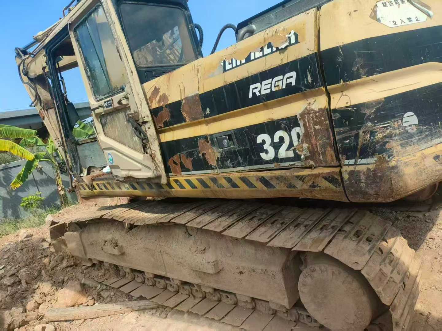 Used Caterpillar 320V2 Excavator 2016 Model