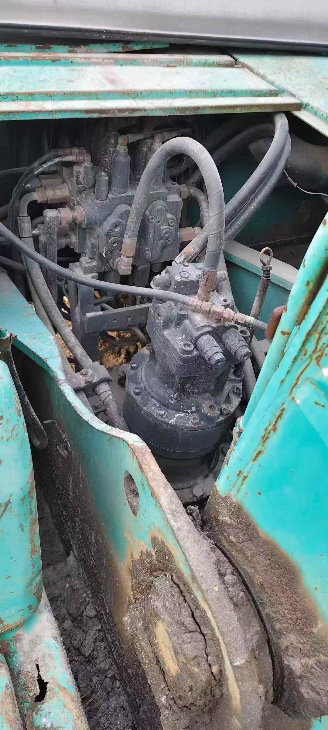 Used Kobelco SK200-6 Excavator 2016 Model / 8