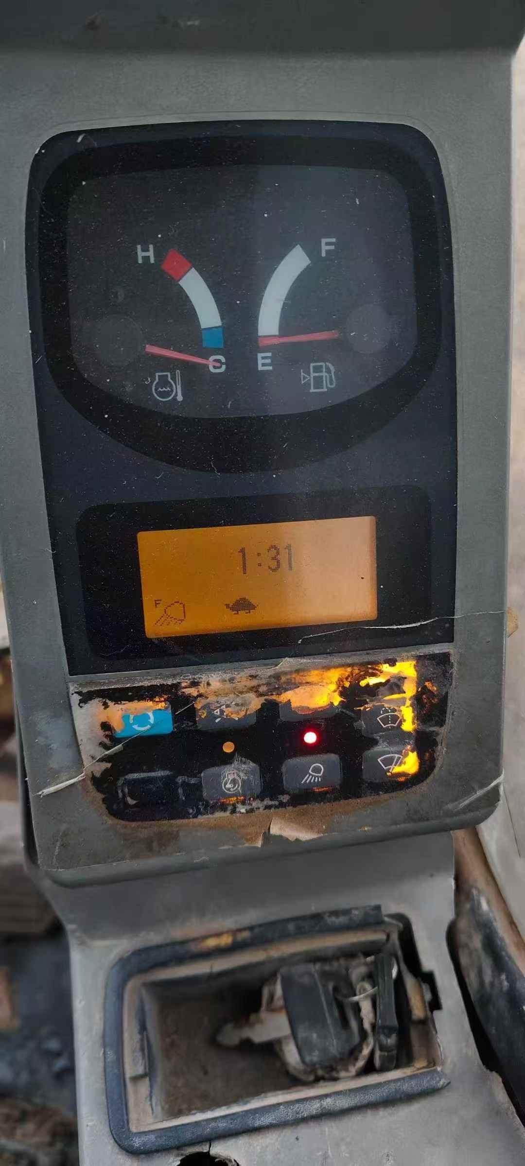 Used Kobelco SK200-6 Excavator 2016 Model / 9