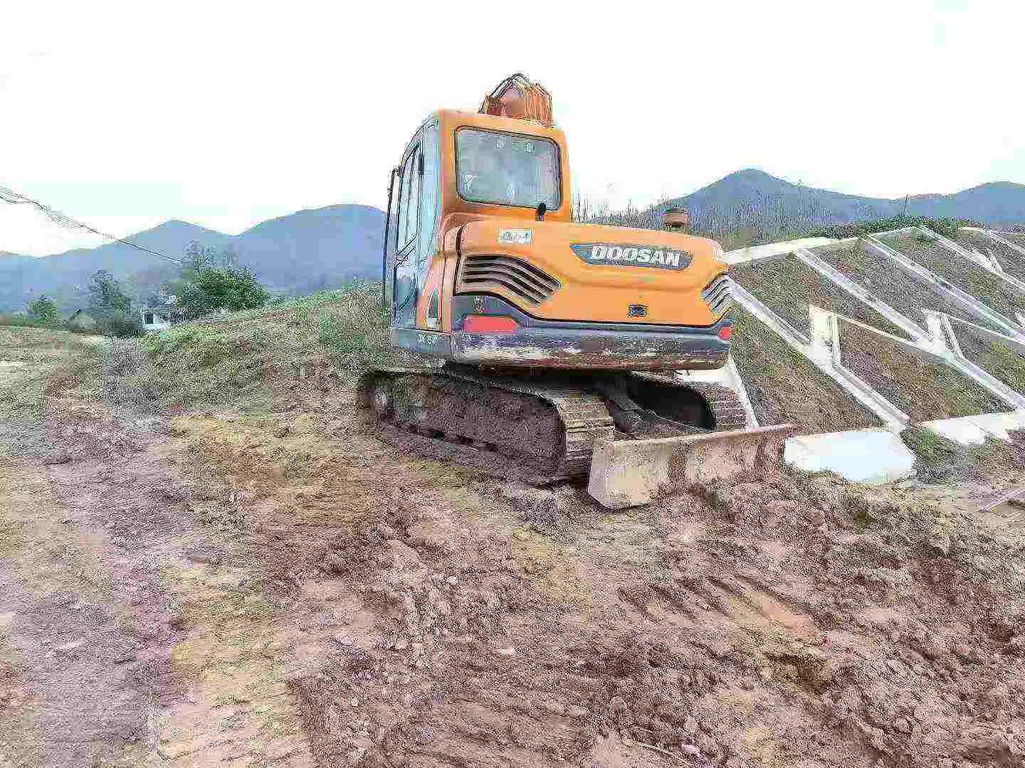 Used Doosan DX75 Excavator 2020 Model / 3