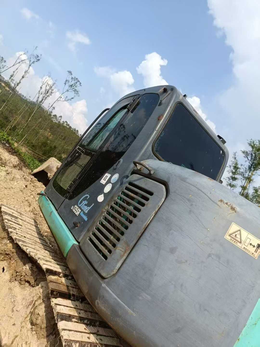 Used Kobelco SK35SR Excavator 2016 Model / 3