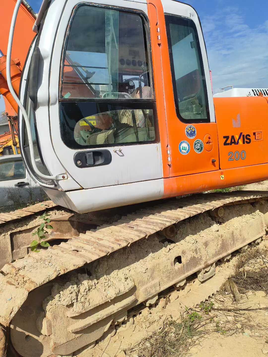 Used Hitachi ZAXIS200 Excavator 2016 Model