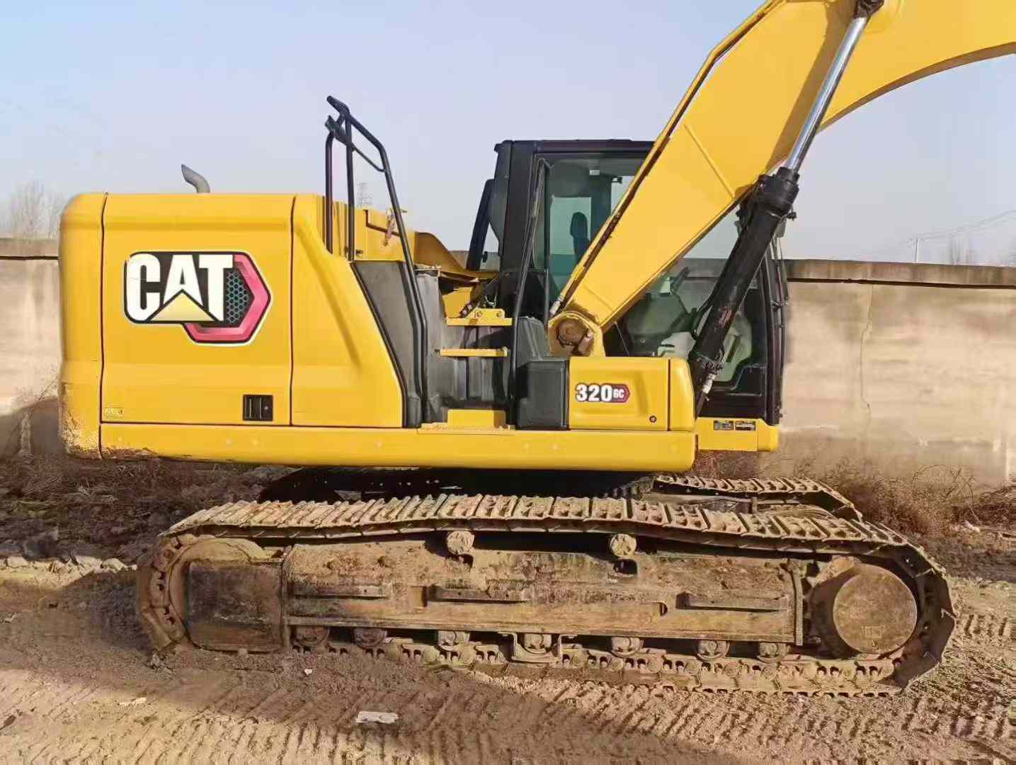 Used Caterpillar 320GC Excavator 2021 Model / 5