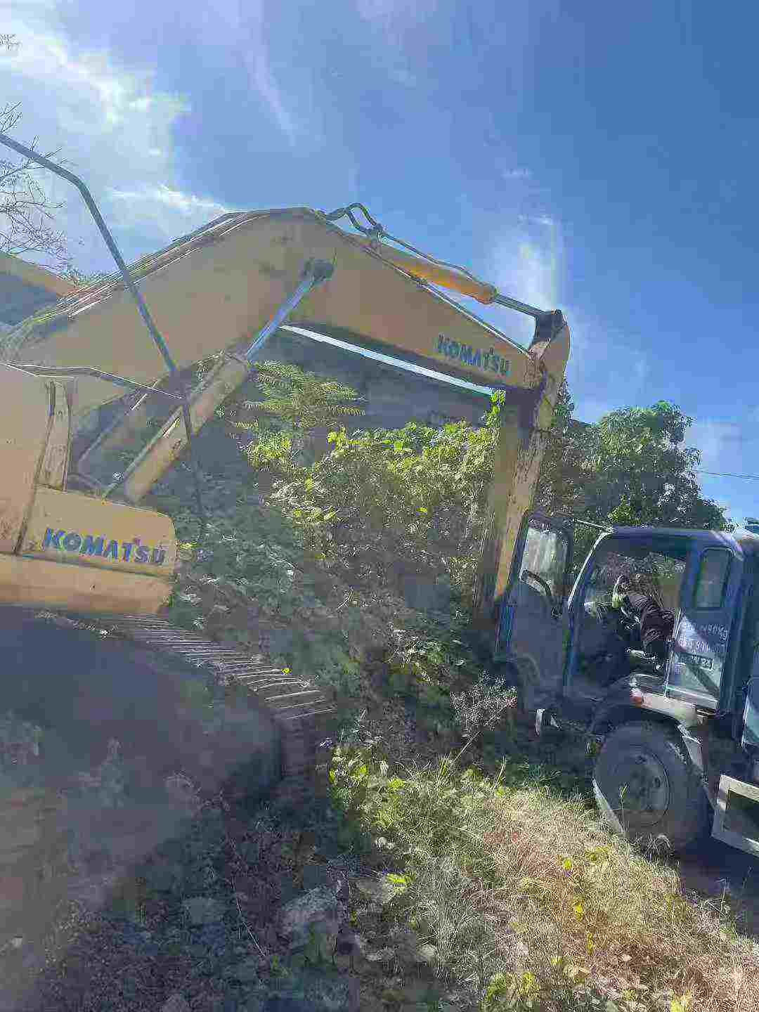 Used Komatsu PW200-7 Excavator 2016 Model / 8