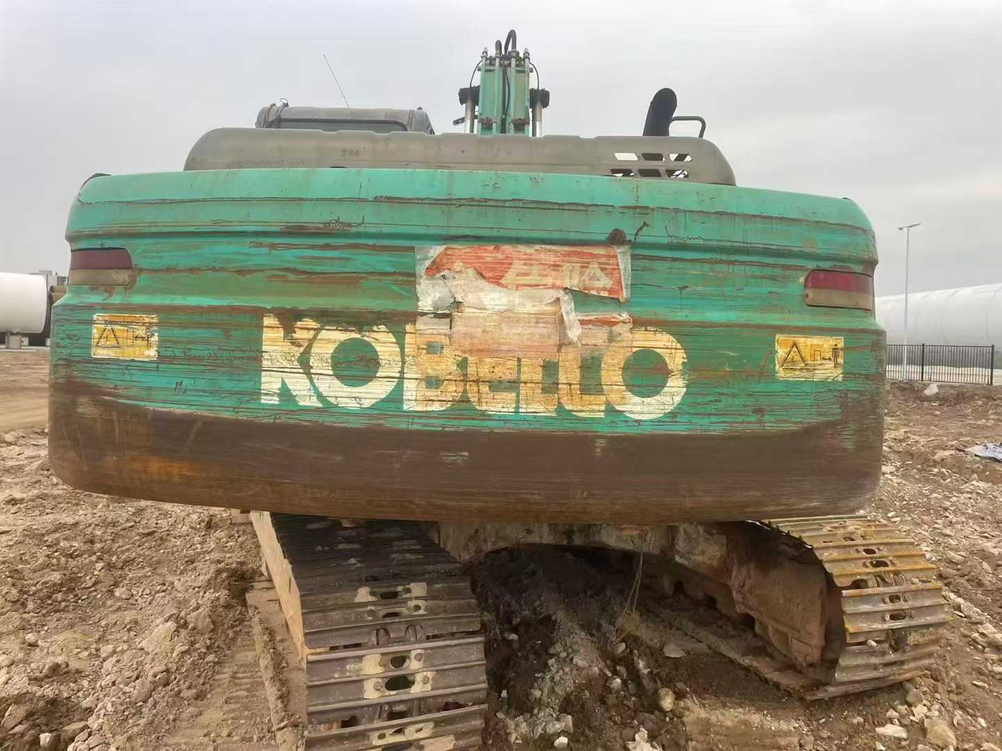 Used Kobelco SK200-8 Excavator 2016 Model / 2