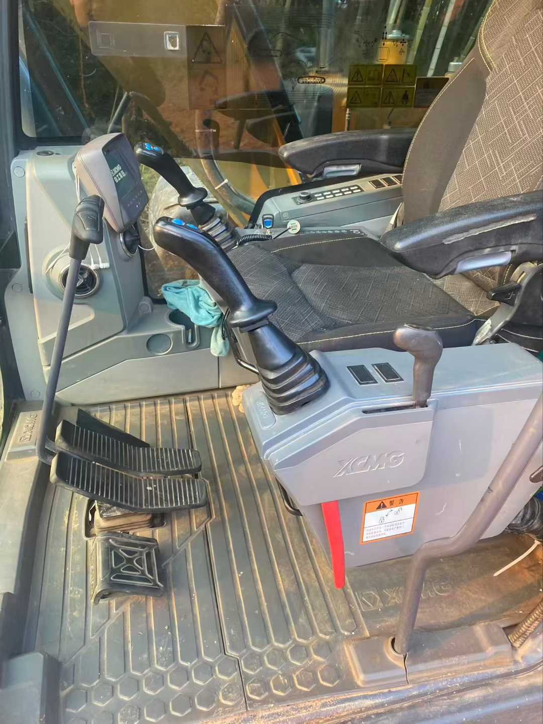 Used XCMG XE135GA Excavator 2022 Model / 2