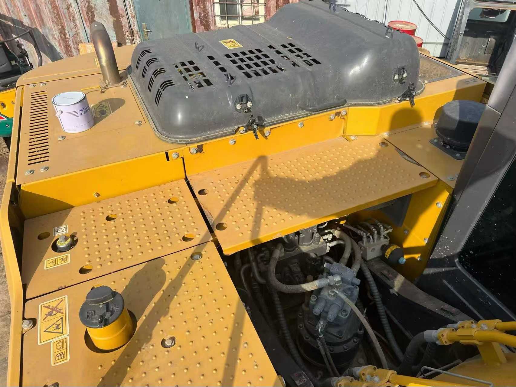 Used XCMG LW200 Excavator 2024 Model / 9