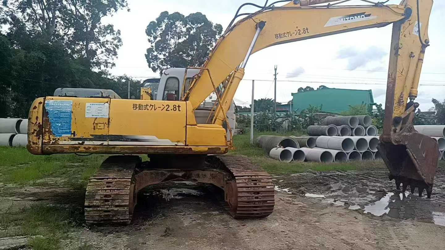 Used Sumitomo SH200A3 Excavator 2016 Model