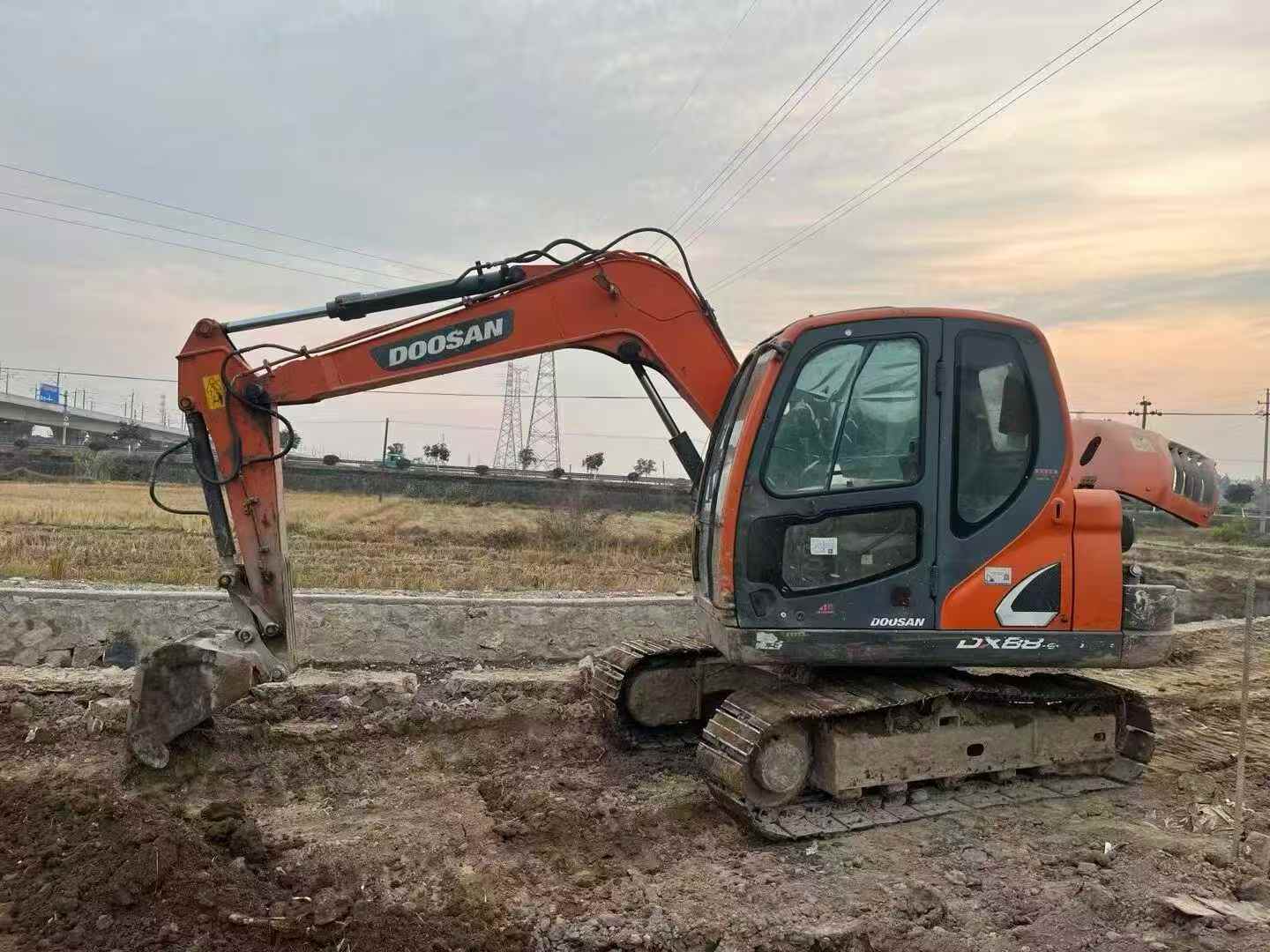 Used Doosan DX75 Excavator 2019 Model