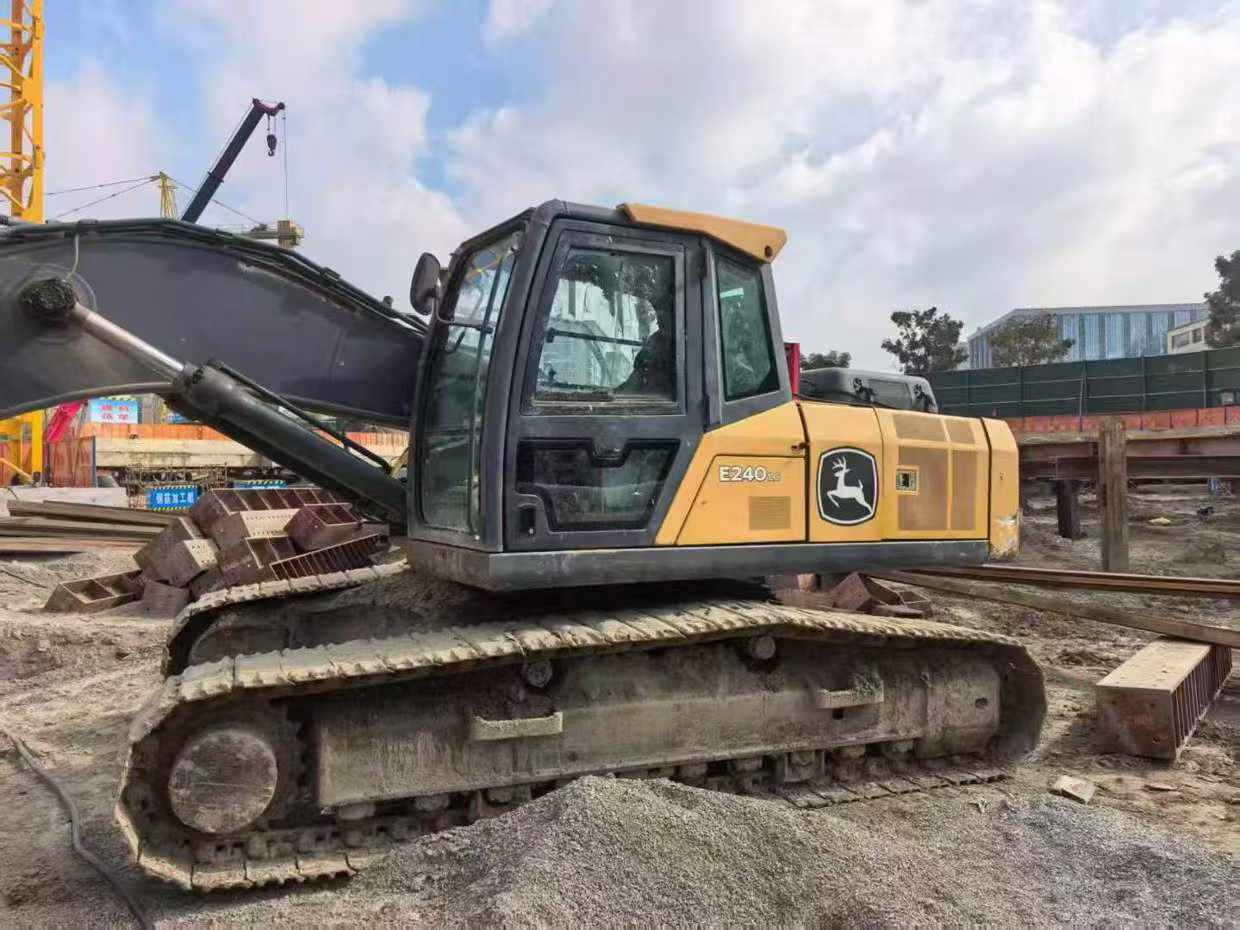 Used JohnDeere E240 Excavator 2021 Model