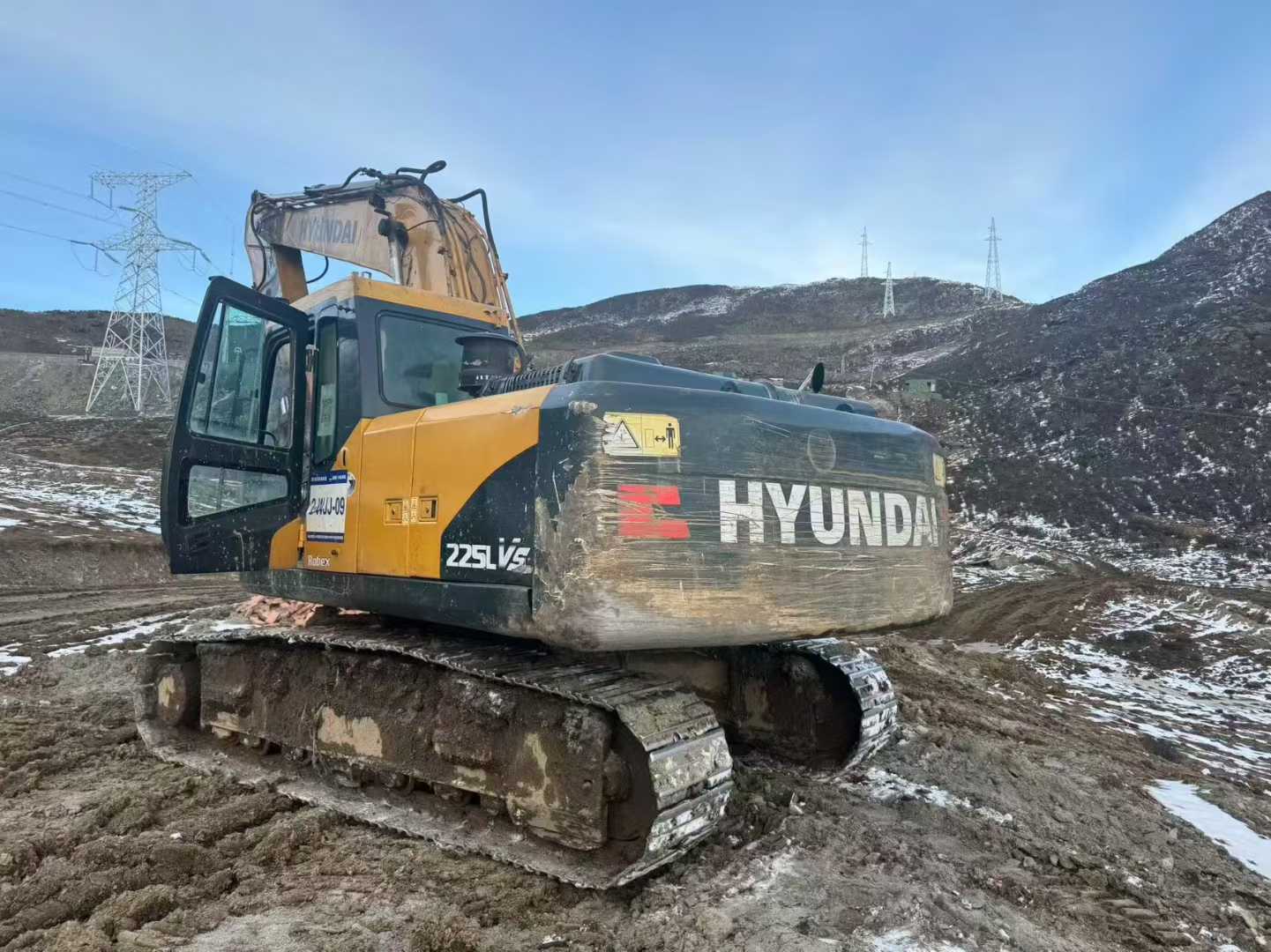 Used Hyundai R215VS Excavator 2016 Model