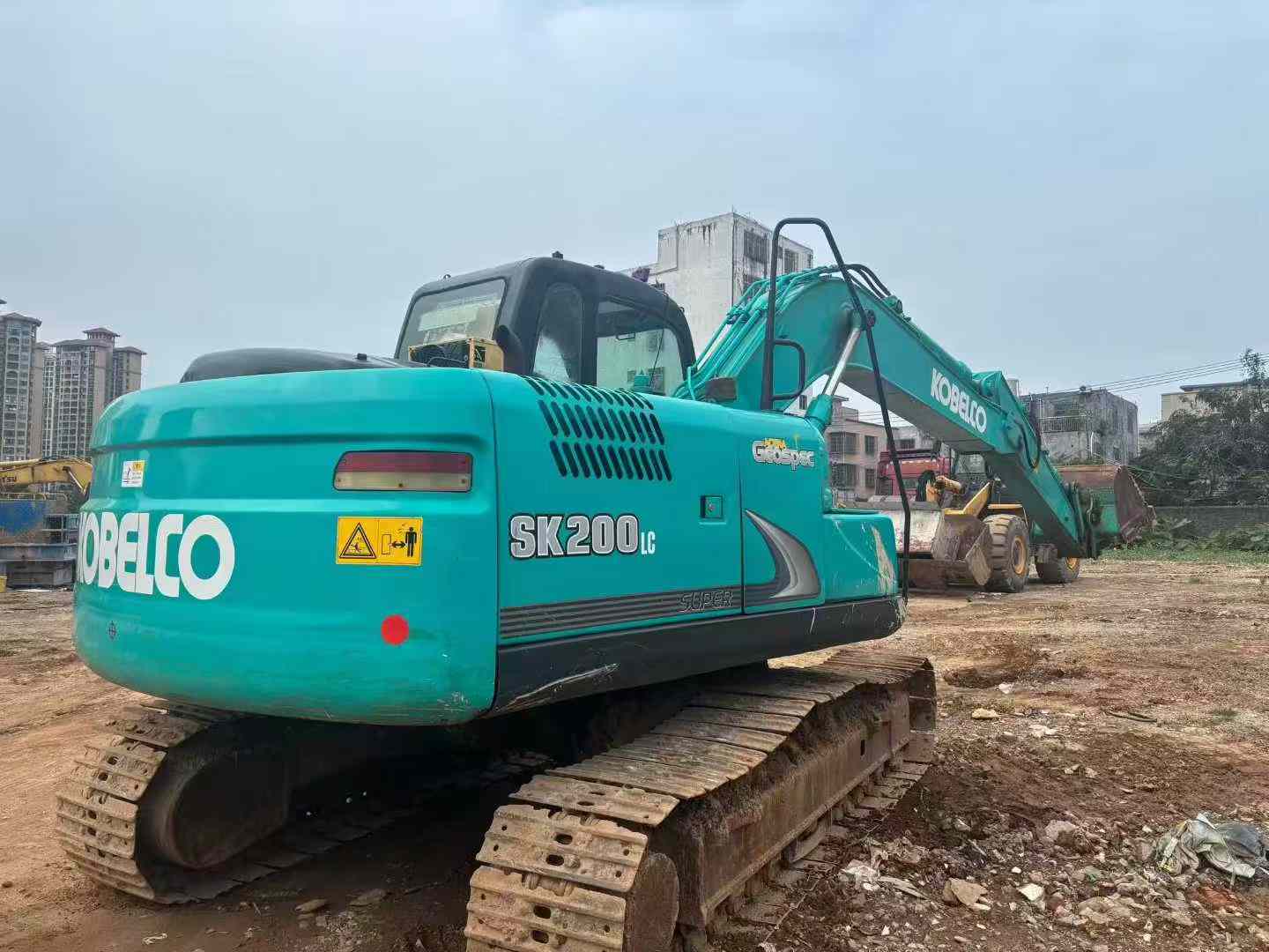 Used Kobelco SK140 Excavator 2013 Model / 3
