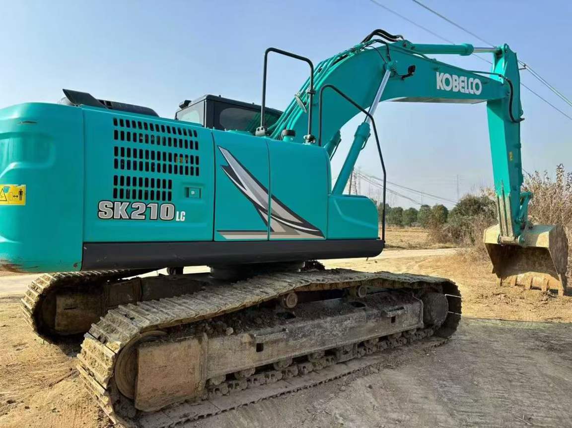 Used Kobelco SK210 Excavator 2024 Model / 2